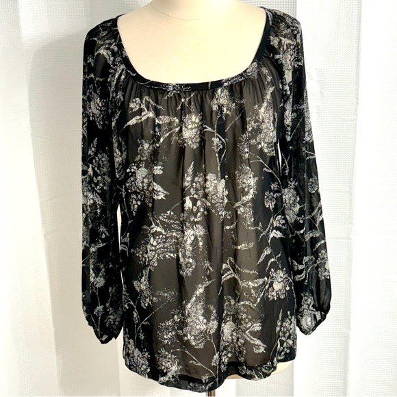 New York & Company Tops - New York & Company Women's Long Sleeve Pull-Over Top Black & White Size XS